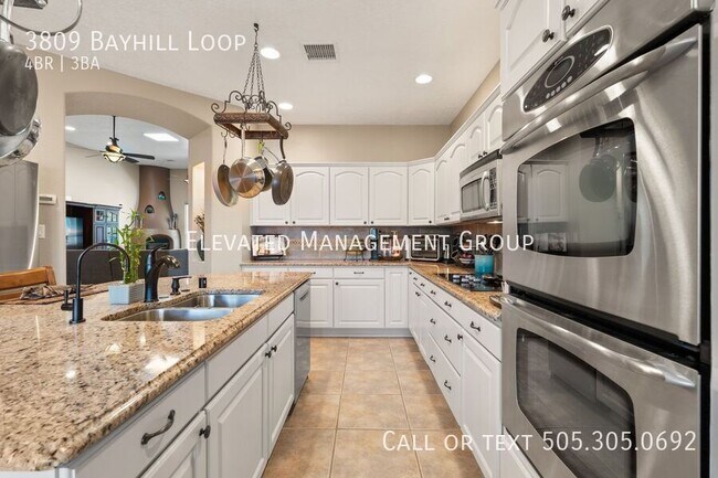 Building Photo - 3809 Bay Hill Loop SE