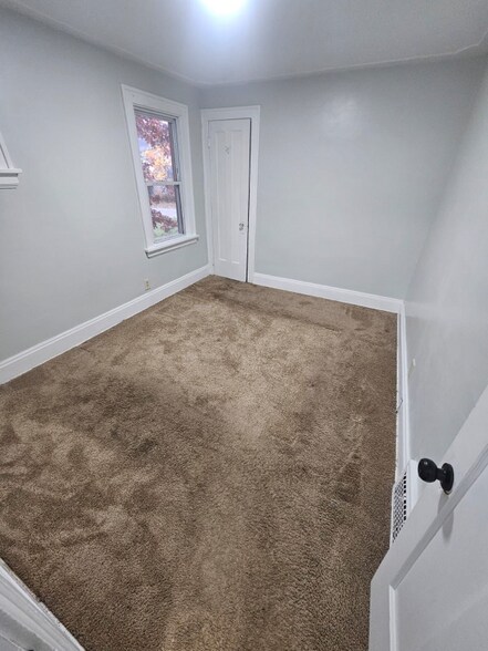 Building Photo - 5171 Charles St