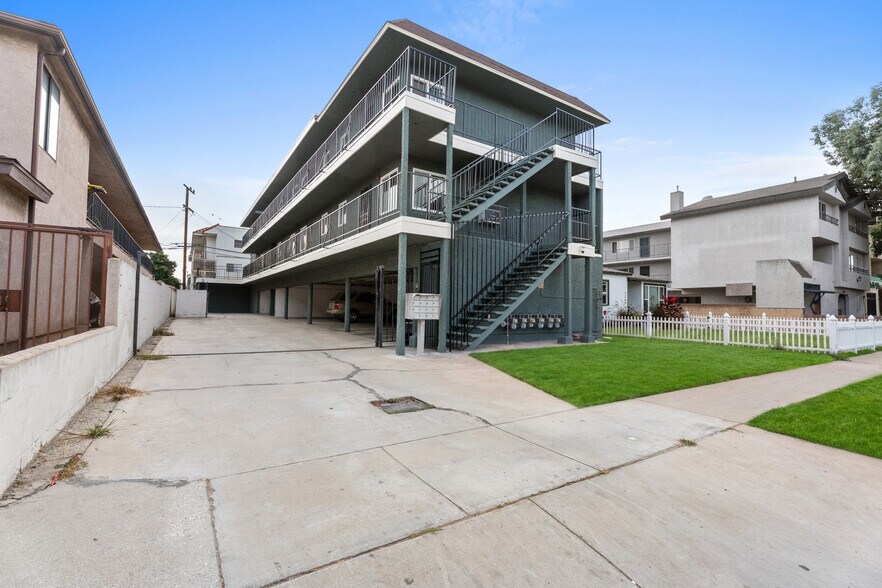 Building Photo - 12612 Kornblum Ave