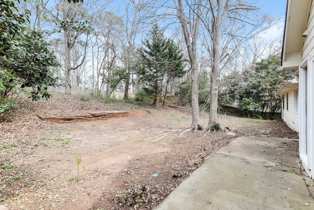 Building Photo - 202 Northbridge Dr