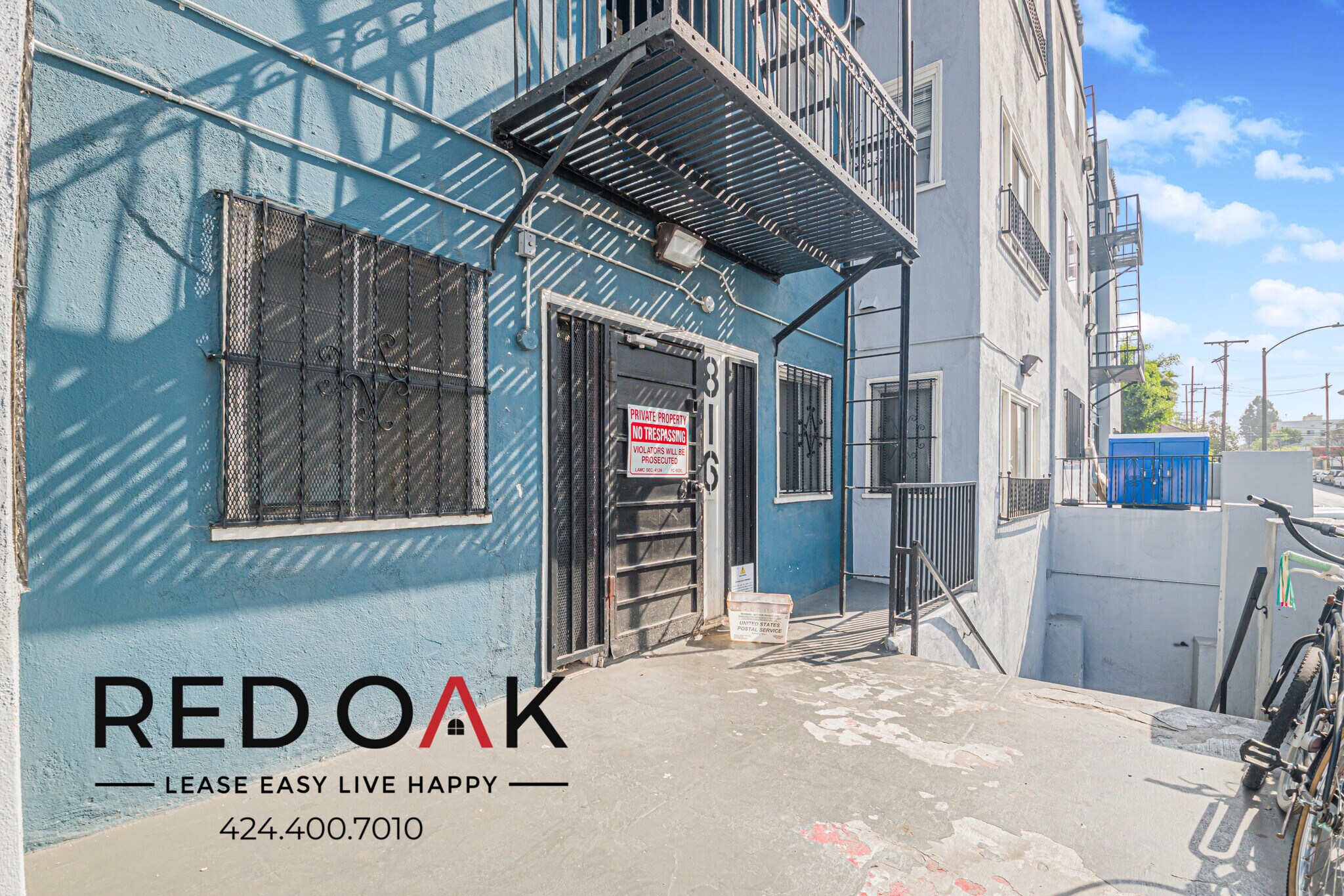 Building Photo - 816 S Park View St