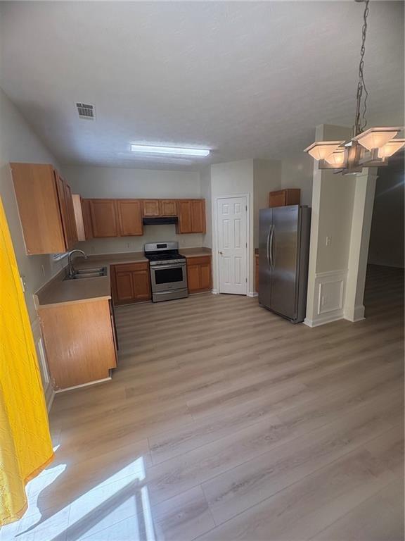 Building Photo - 3880 Grovemont Pl