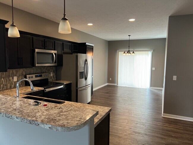 Building Photo - 295 Capstone Dr