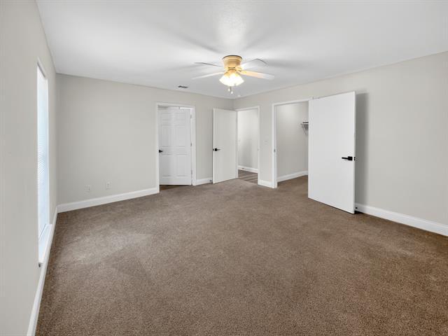 Building Photo - 529 Celtic Rd