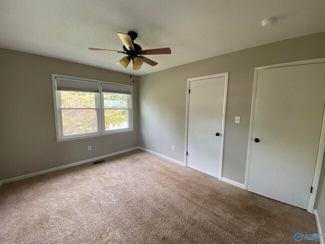 Building Photo - 12122 Chicamauga Trail SE