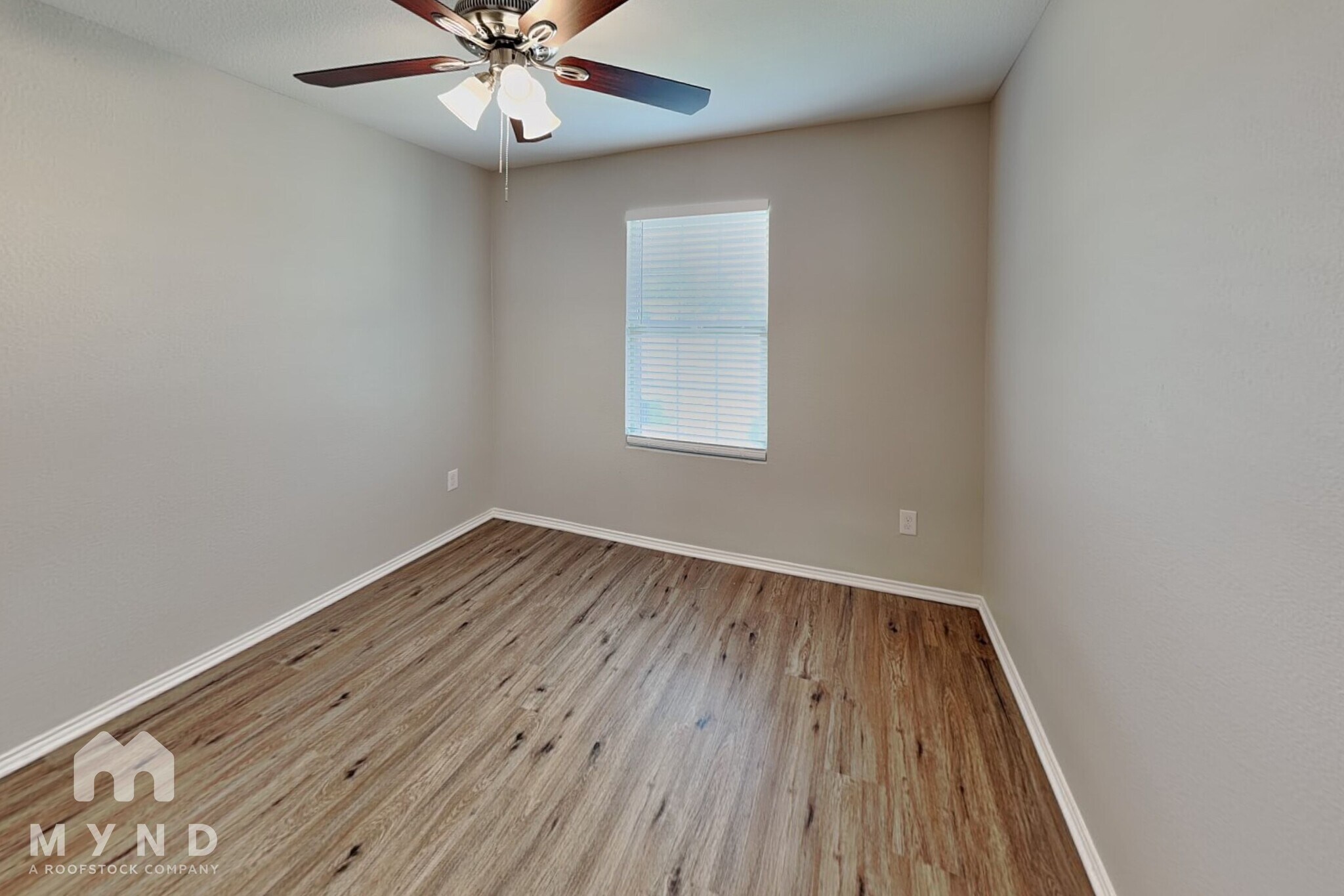 Building Photo - 14356 Cloudview Way