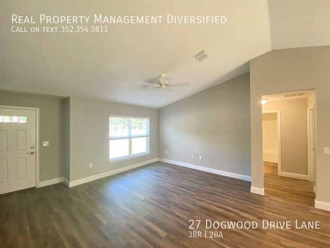 Building Photo - 27 Dogwood Dr Ln