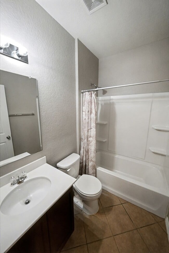 Building Photo - Beautiful Home in the Highly Desirable Alamo Ranch Community! - Realtor Commission: $500