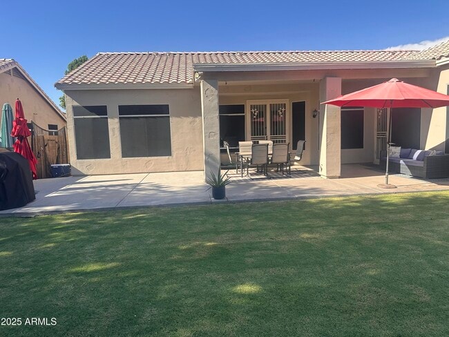 Building Photo - 7165 W Foothill Dr