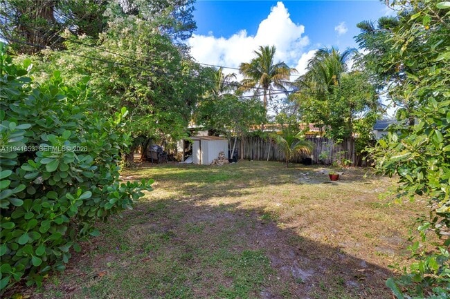 Building Photo - 441 NE 30th St