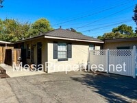 Building Photo - 1480 N Mills Ave