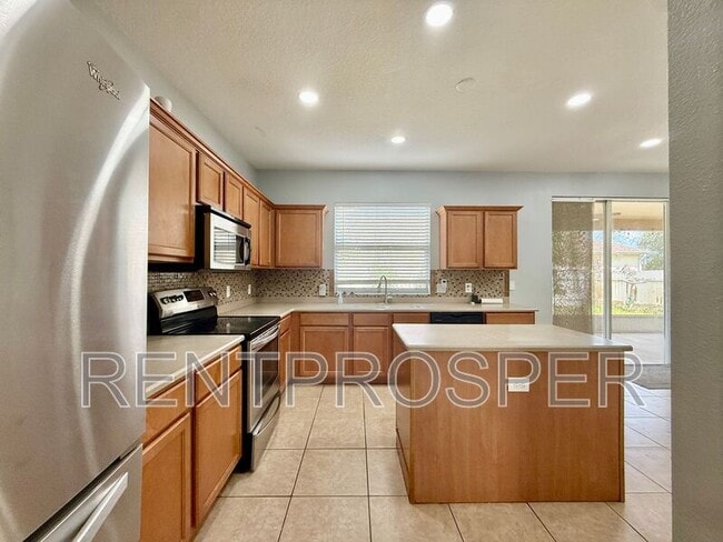 Building Photo - 4205 Canby Dr