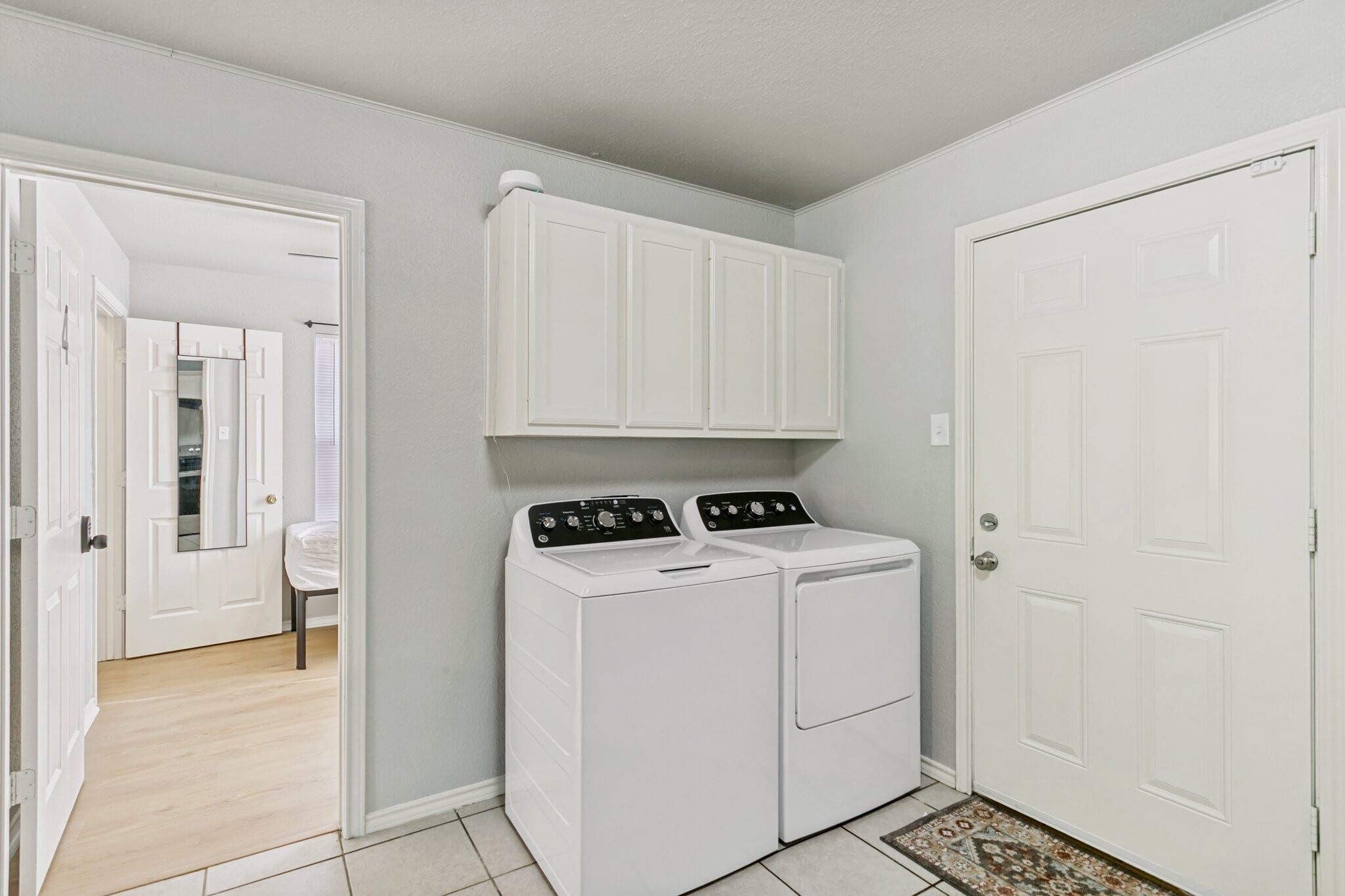 Building Photo - 107 S Crawford St