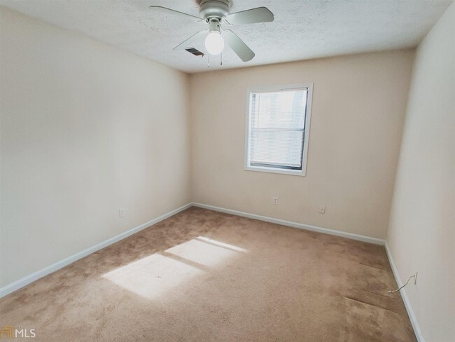 Building Photo - 1455 Belle Meade Ct