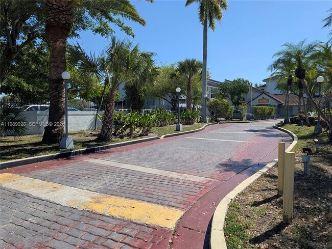 Building Photo - 8305 SW 152nd Ave