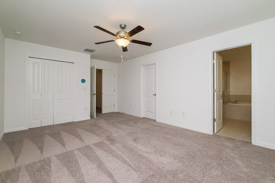 Building Photo - 7310 Spring Snowflake Ave