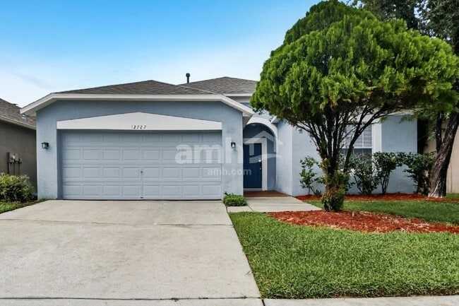 Building Photo - 12727 Westwood Lakes Blvd