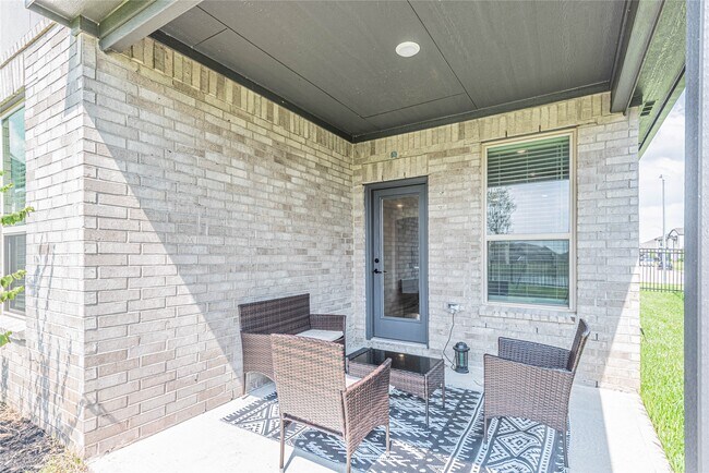Building Photo - 1220 Gable Breeze Dr