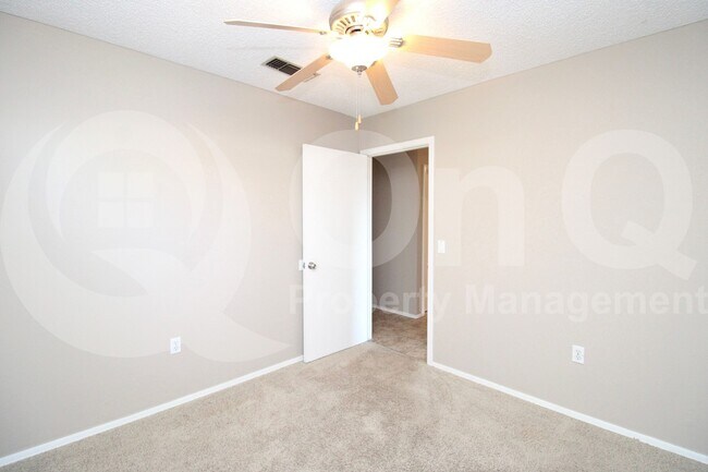 Building Photo - 6337 Covina Rd