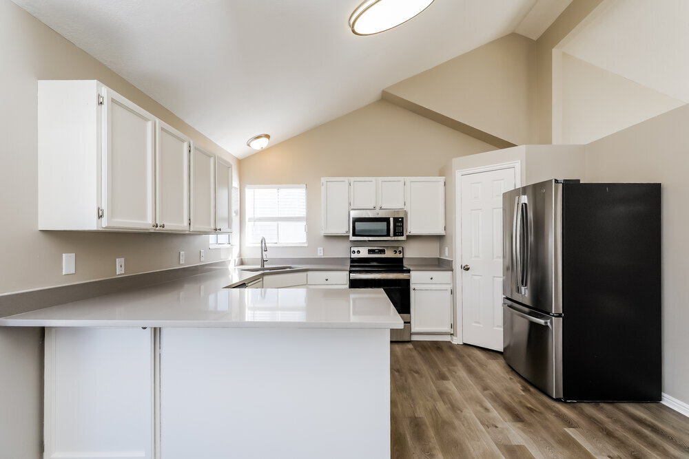 Building Photo - 6129 Crystal River Dr