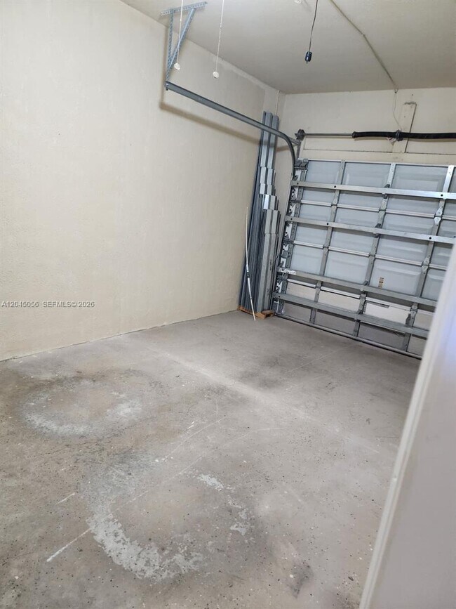 Building Photo - 23941 SW 118 Ave