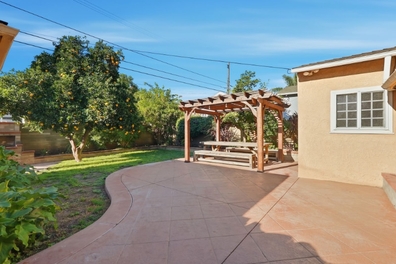 Building Photo - 1808 N Edison Blvd