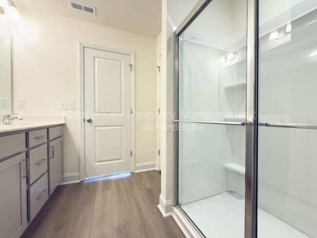 Building Photo - 74 Bloodroot St