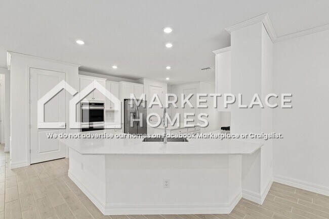 Building Photo - 1355 SE 43rd Rd