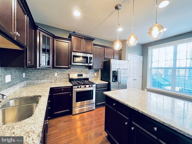 Building Photo - 15206 Lady Lauren Ln