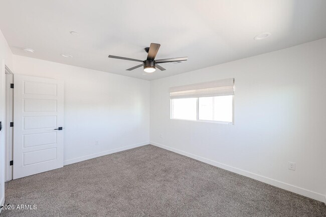 Building Photo - 2651 N 71st Pl