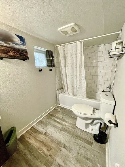 Bathroom - 5306 NE 15th Ave