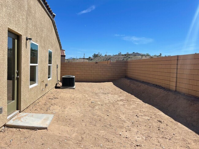 Building Photo - 2446 River Valley Cir