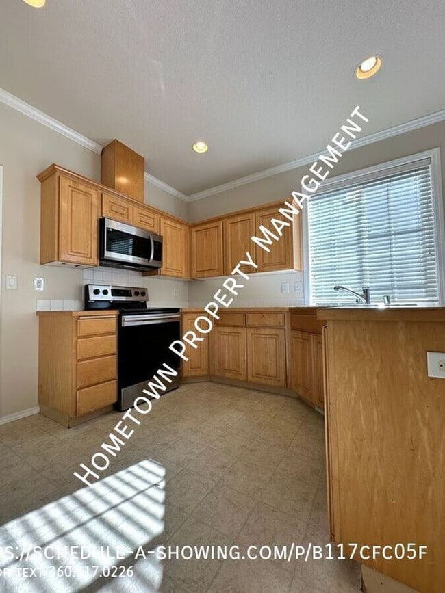 Building Photo - 8523 Sweetbrier Loop SE