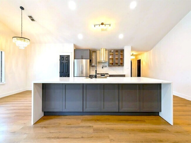 Building Photo - 17307 Eden Ct