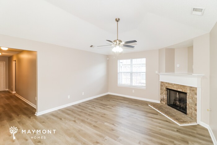 Building Photo - 1193 Casentino St
