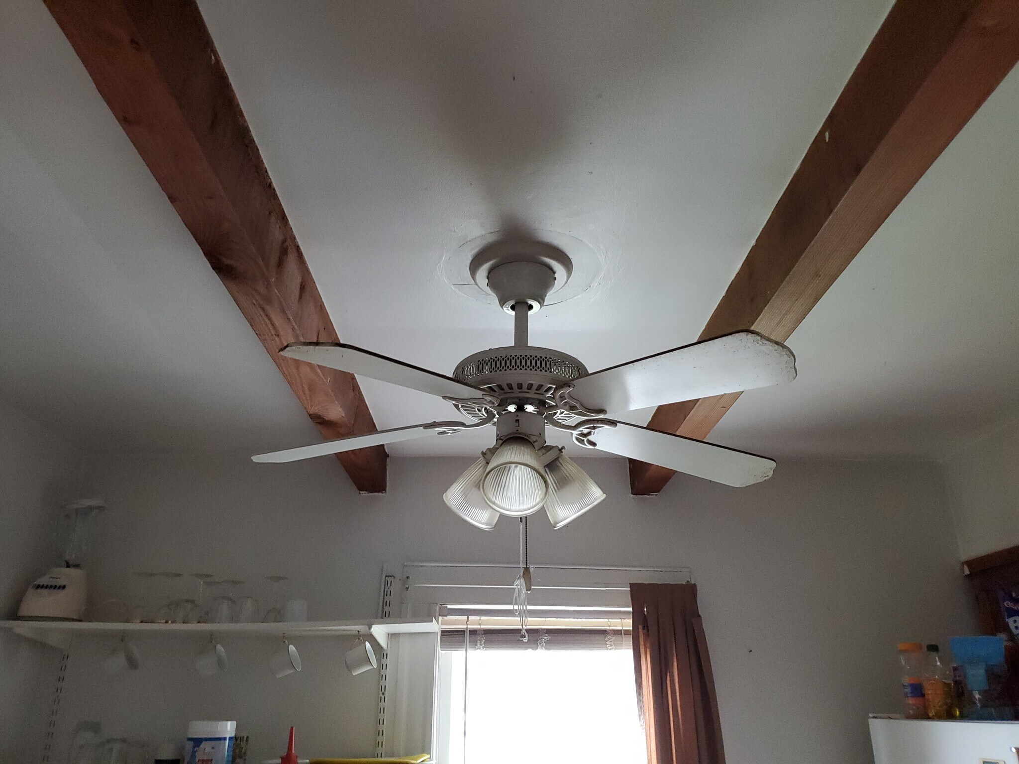 Building Photo - 1046 E Broadway