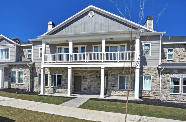 Building Photo - 5667 Island Ridge Dr