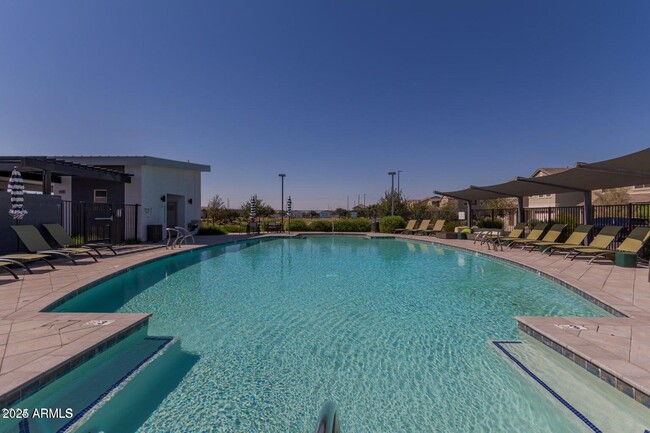 Building Photo - 2516 E King Bird Dr