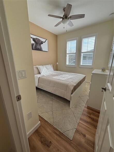 Building Photo - 5235 NW 33rd Pl