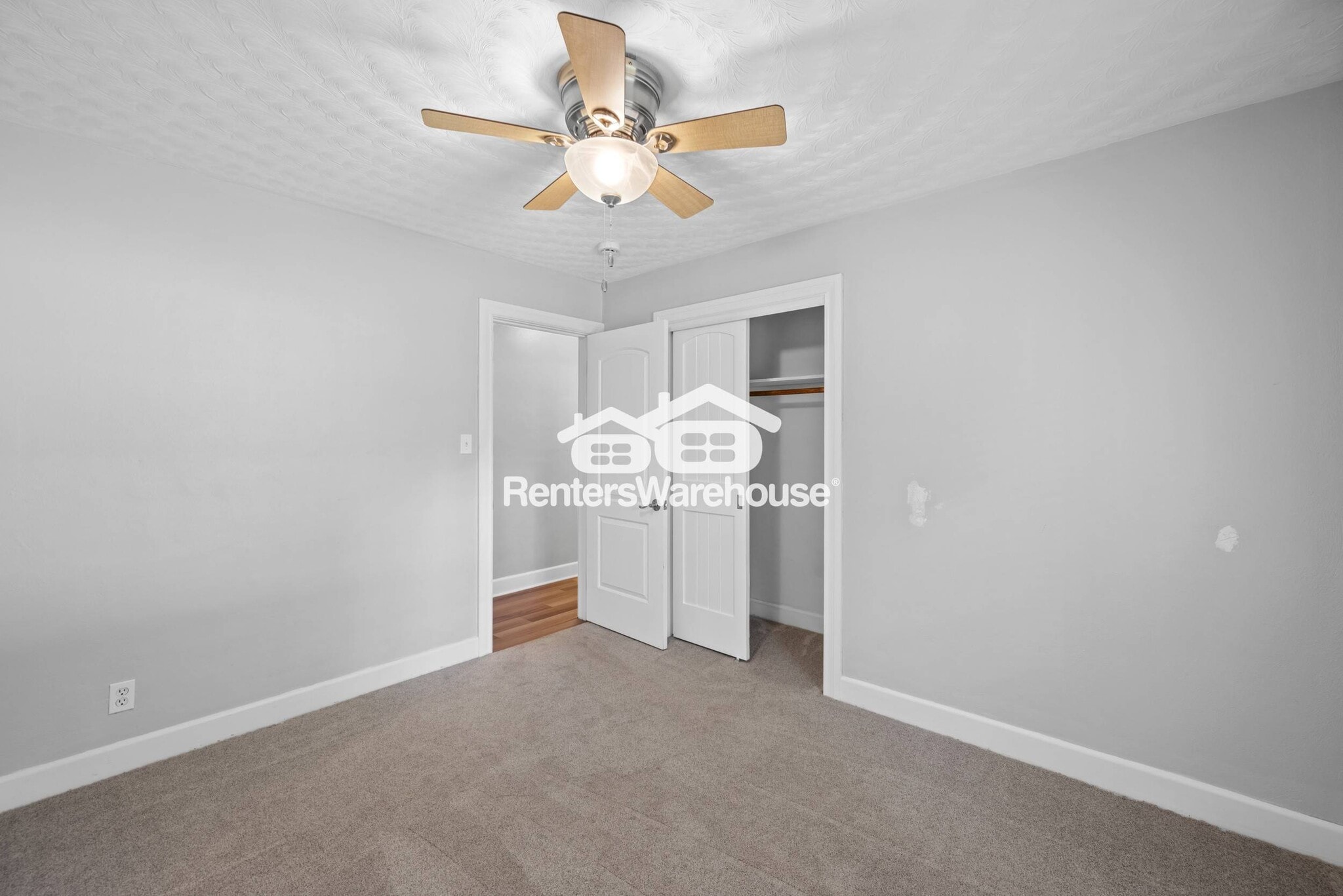 Building Photo - 3217 Foxgrove Ln