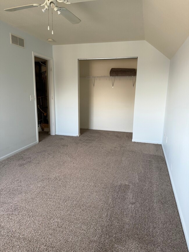 Building Photo - 2303 E 27th Terrace