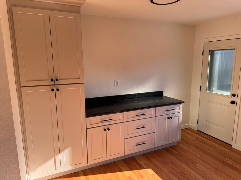 Building Photo - 3948 Brittany Cir