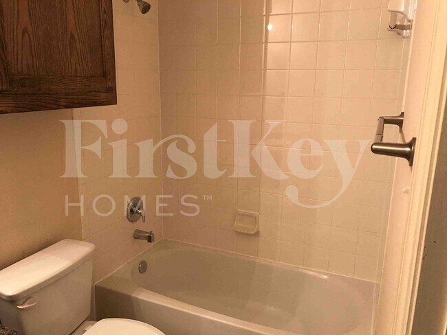 Building Photo - 1218 Jewel Ln