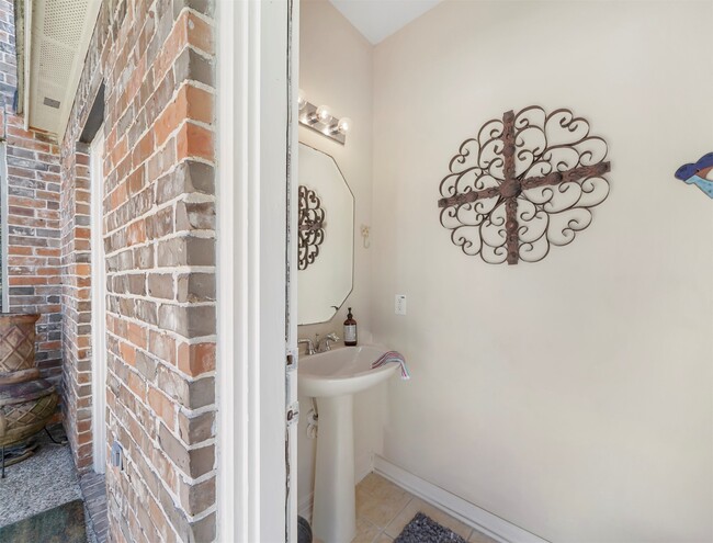 Building Photo - 3826 Bell Hollow Ln