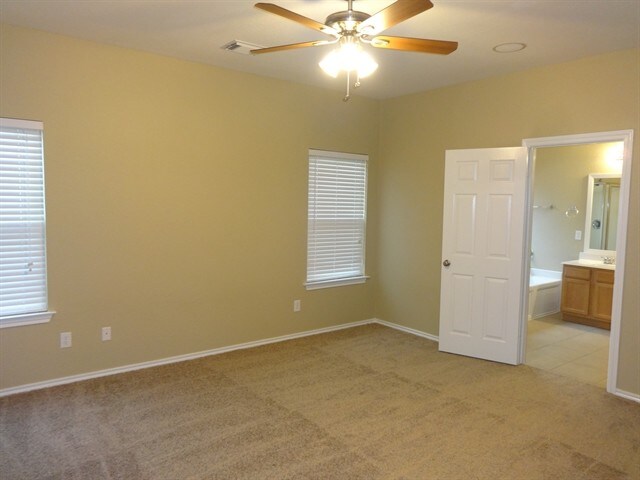 Building Photo - 8003 Berkely Ct
