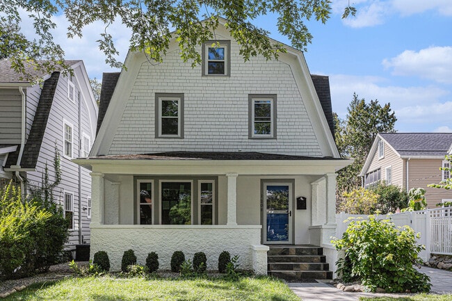 Building Photo - 1208 Olivia Ave