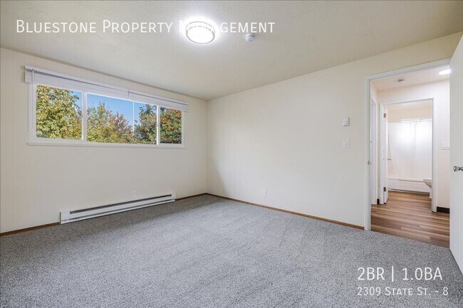 Building Photo - 2309 State St