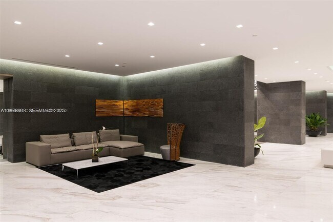 Building Photo - 400 Sunny Isles Blvd