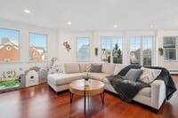 Building Photo - 205 Shearwater Ct W