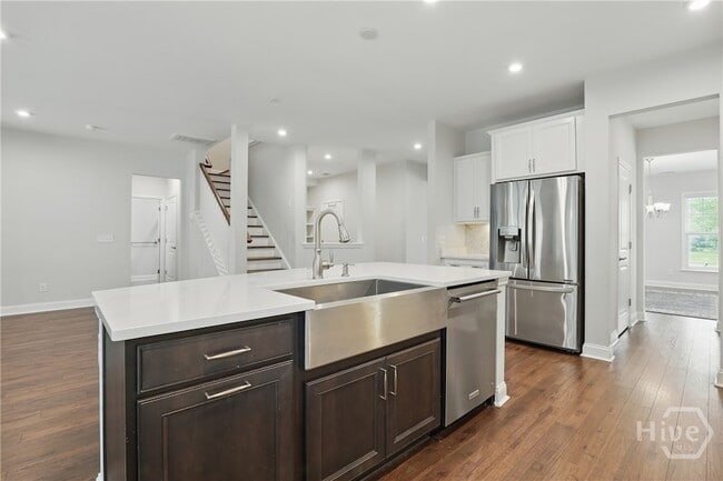 Building Photo - 29 Franklin Cut